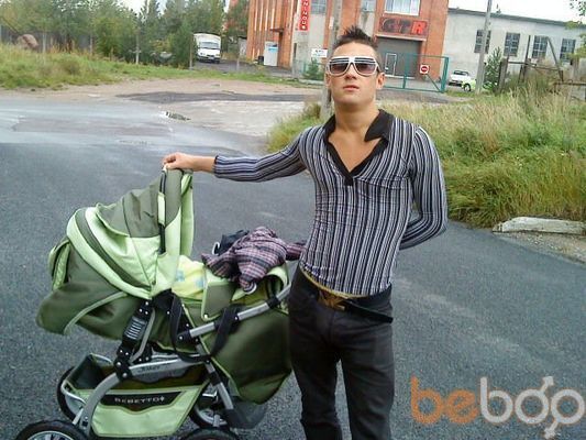  ,   Artur, 37 ,   