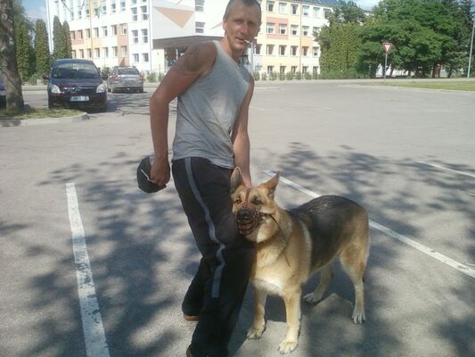 ,   Oleg, 47 ,   ,   , c 
