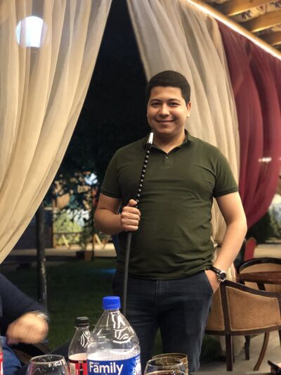  ,   Bexruz, 34 ,  