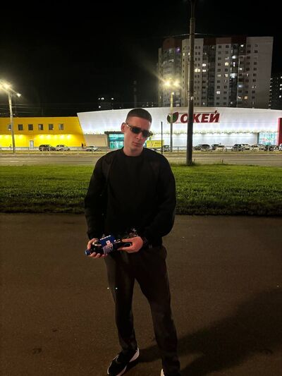 ,   David, 22 ,   ,   , c , 