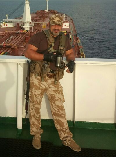 ,   Tom, 46 ,  