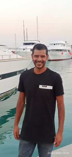  ,   Sayed, 42 ,   ,   , c , 