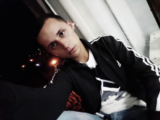  ,   Oleg, 28 ,   