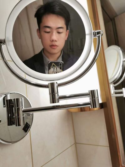  ,   Elliot Huang, 24 ,   ,   