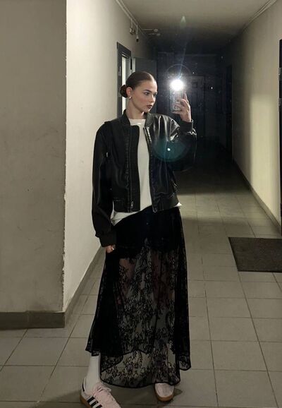  ,   , 28 ,   ,   
