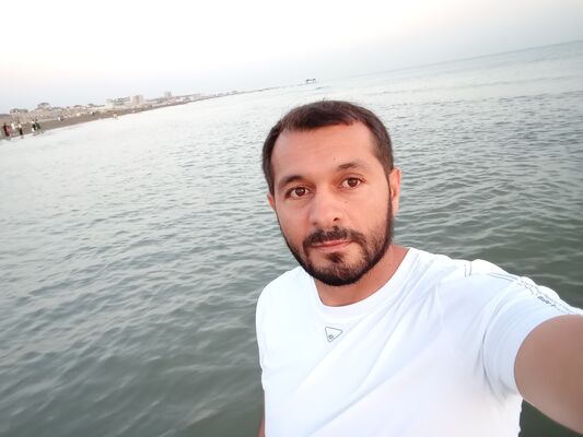  ,   Samir, 41 ,   ,   