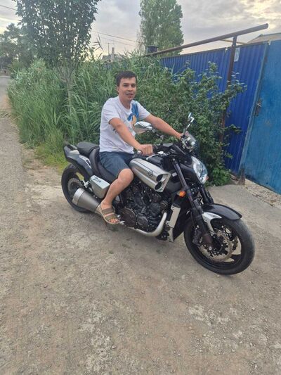  ,   Rahim, 32 ,   ,   