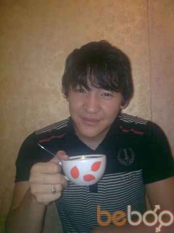  ,   Nurik, 37 ,   