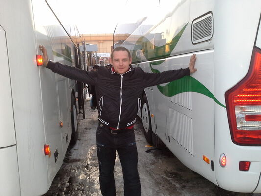  ,   Alex, 40 ,   