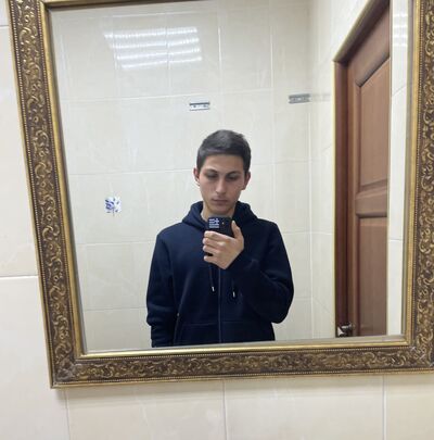  ,   Nikos, 21 ,   ,   , c , 
