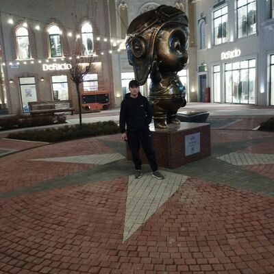  ,   Shoxrux, 22 ,   ,   