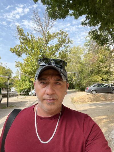  ,   Ozgur cagdas, 48 ,   ,   