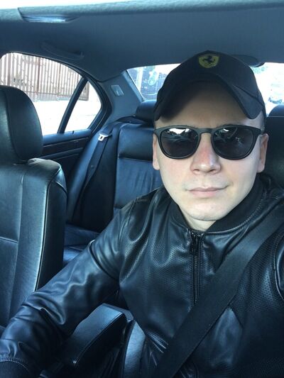  ,   Dmitri, 32 ,   