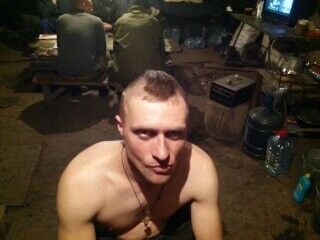  11144038  Oleg, 39 ,    