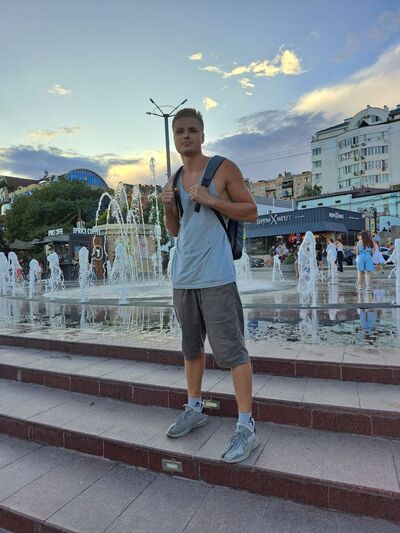  --,   , 25 ,   c 
