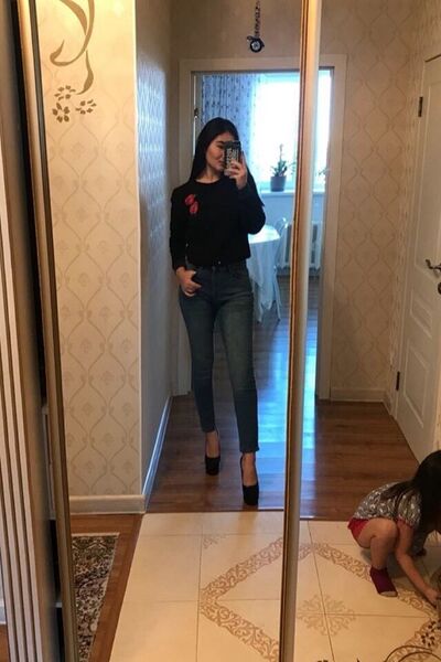  ,   Aeka, 25 ,   ,   , c 
