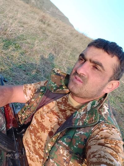  ,   Narek, 36 ,   ,   