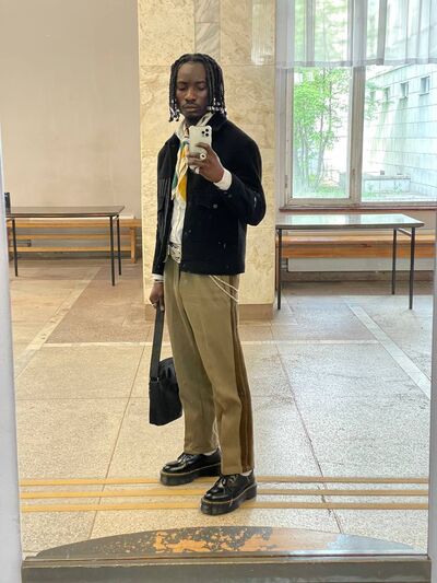  ,    , 24 ,   ,   