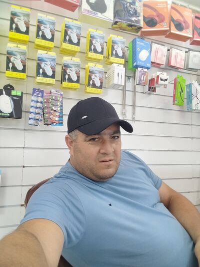  ,   Edgar, 39 ,   ,   