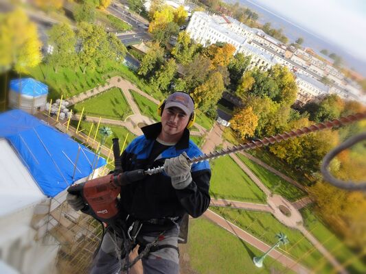  ,   Oleg, 43 ,   