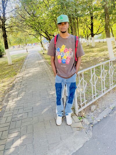  -,   Abiola, 26 ,   ,   