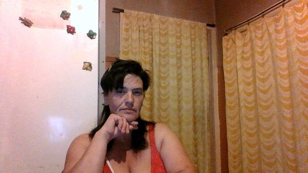 ,   Lena, 60 ,   