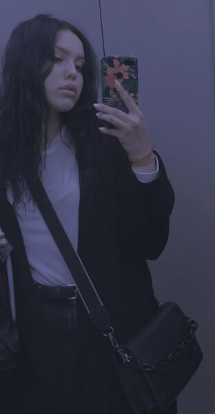  ,   Liza, 22 ,   ,   