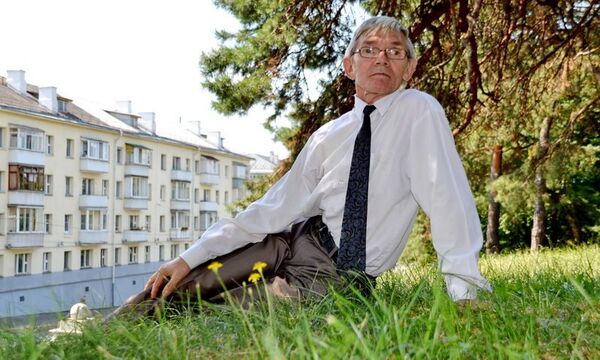  ,   Eugen, 63 ,   ,   