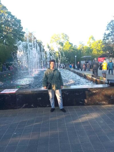  ,   Veronika, 48 ,   c 