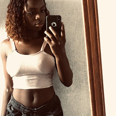  42323608  Melany, 19 ,    Pointe-Noire