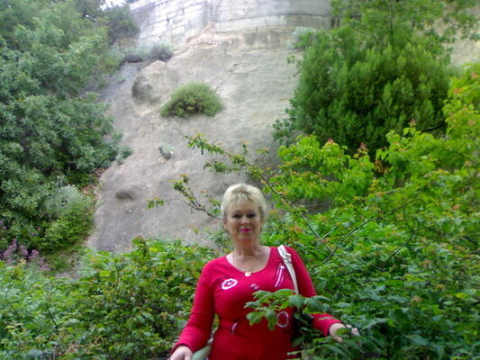  ,   Elena, 66 ,   ,   , c 