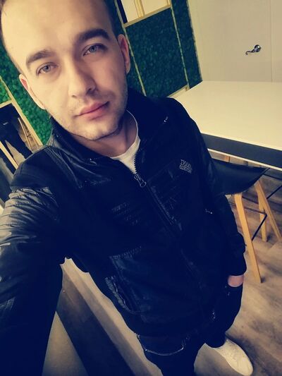  ,   Ivan, 31 ,   ,   