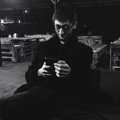  ,   Yaroslav, 33 ,   ,   , c , 