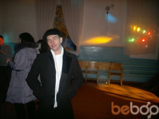  ,   Alex, 35 ,   