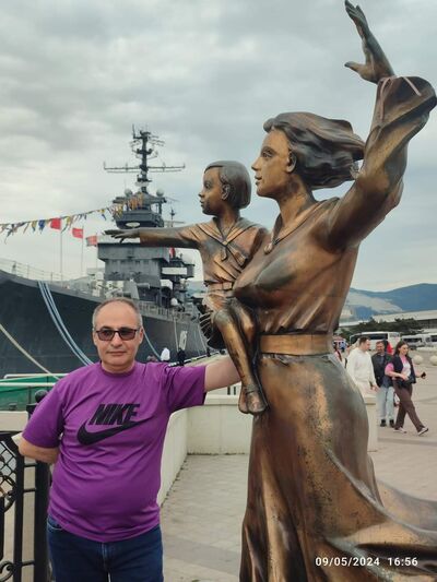  -,   Hakan, 51 ,   ,   , c , 