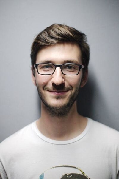  ,   Tom, 42 ,   ,   , c 