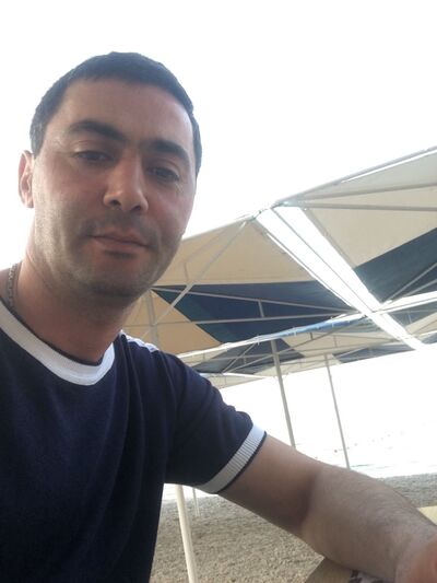  ,   Artur, 42 ,   ,   , 