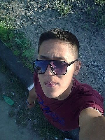  ,   Nazar, 32 ,   