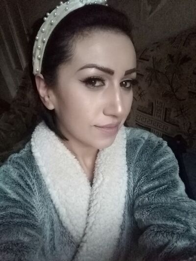  ,   Nini, 35 ,   ,   , c 