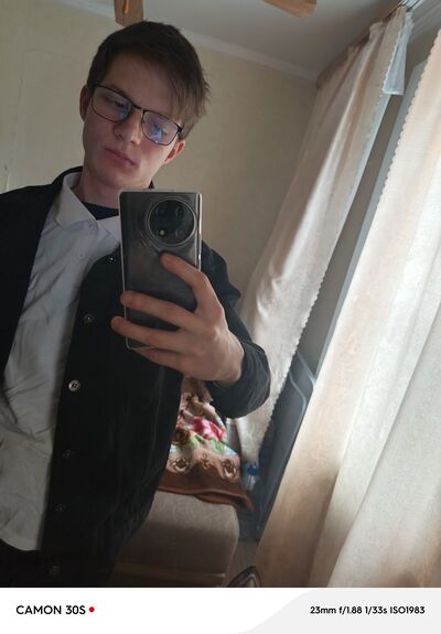  ,   Oleg, 18 ,   ,   , c 