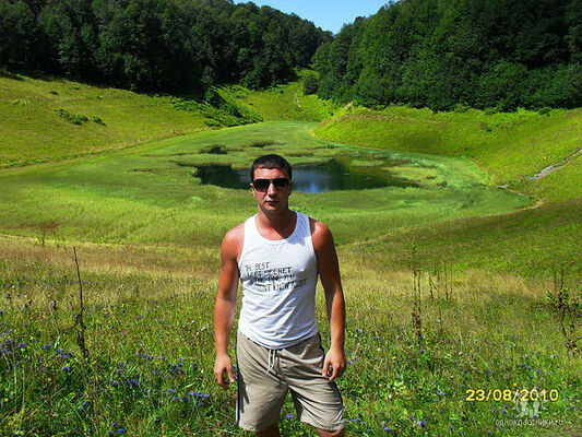  ,   Oleg, 38 ,   