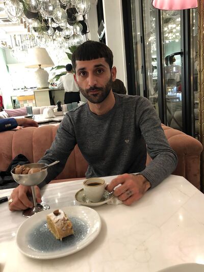  ,   Garik, 37 ,   ,   