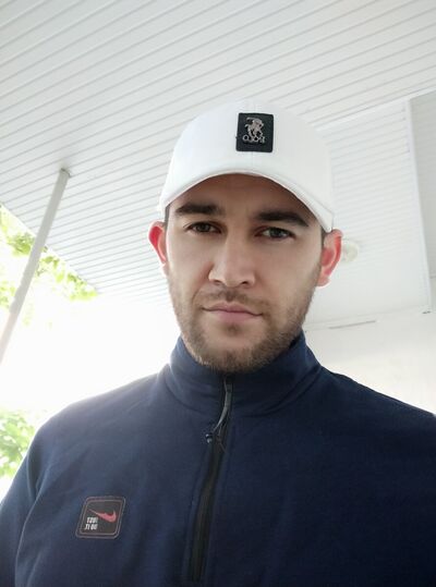  ,   Shohrux, 36 ,  