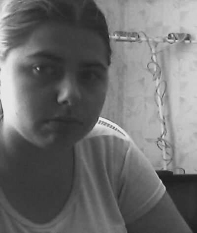  ,   Katya, 24 ,   