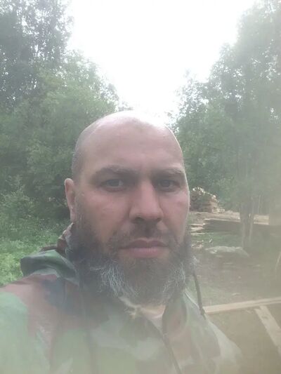  ,   Denis, 45 ,   ,   
