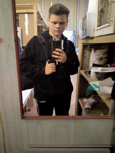  ,   Denis, 22 ,   ,   