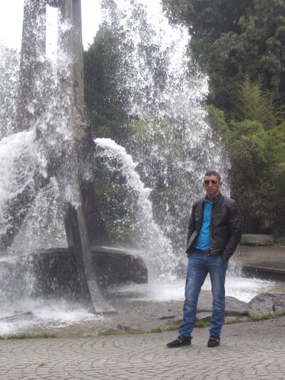  ,   Arman, 40 ,   