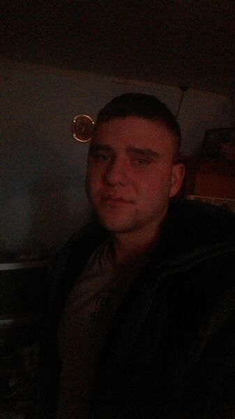  -,   Kastean, 28 ,   