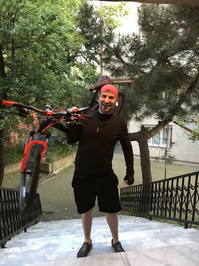  ,   Sebastiyan, 33 ,   ,   