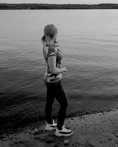  ,   Alina, 25 ,   